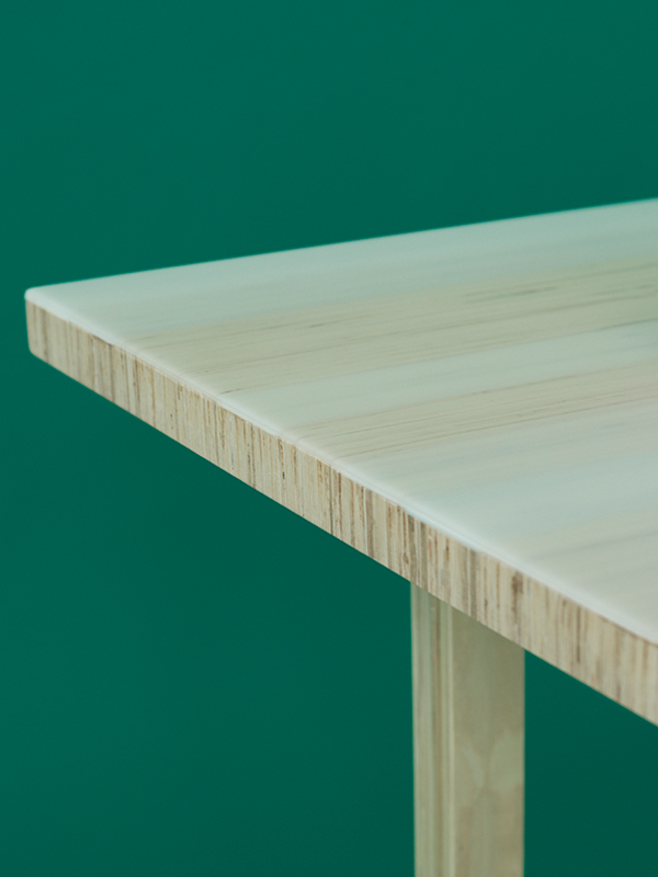 FLAT TABLE ”raftered”